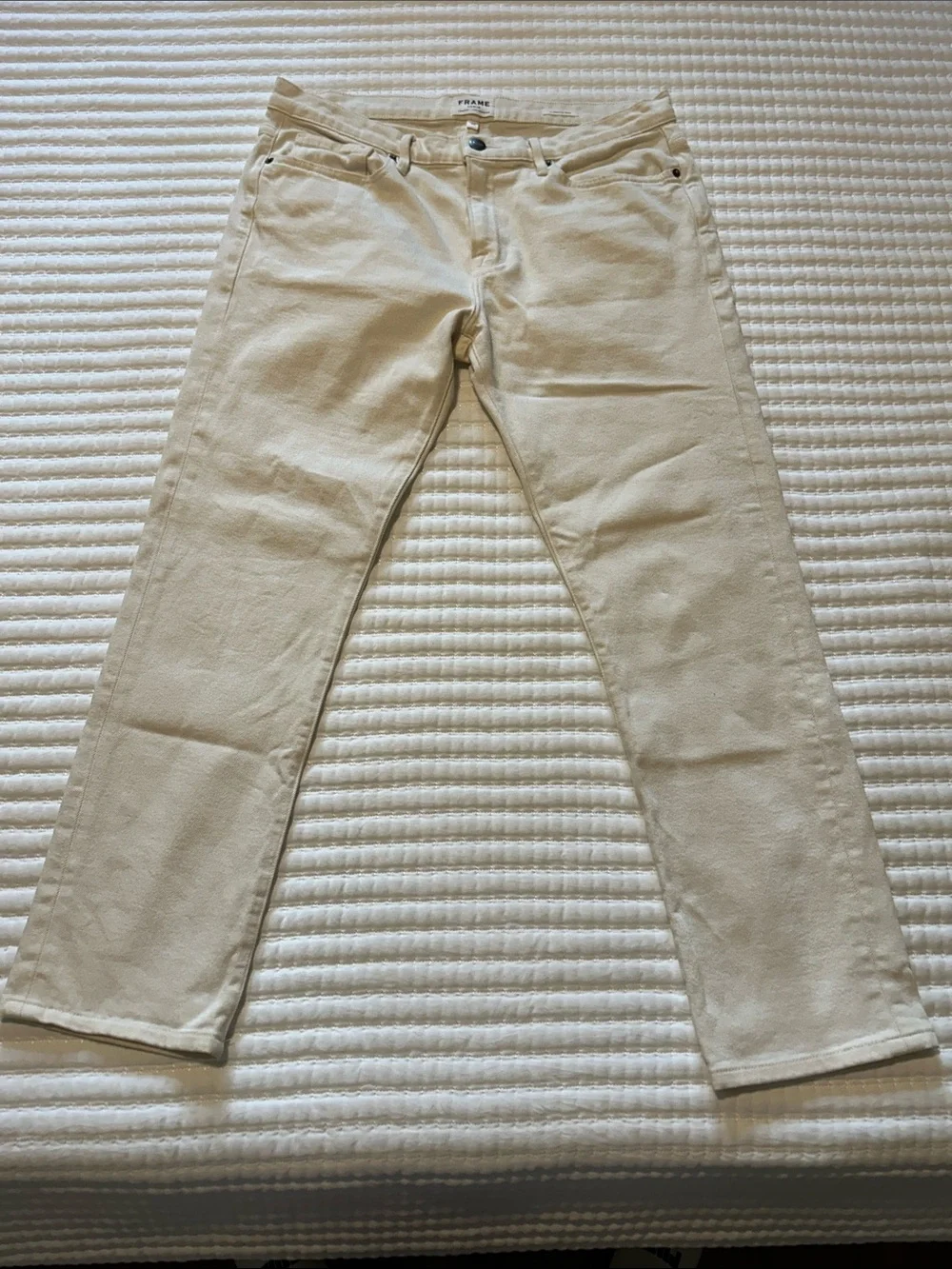 Frame Denim Slim Jeans in Cream